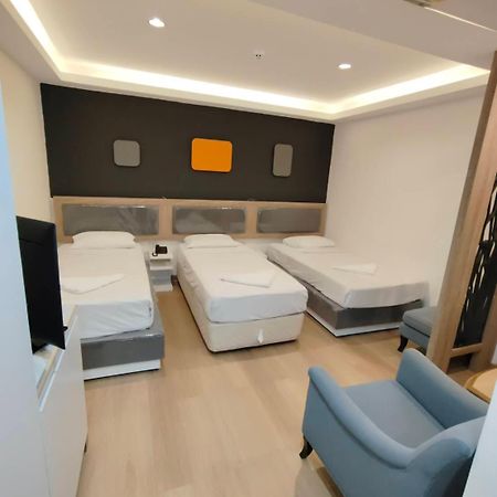 בנגקוק Royal Garden Home Hotel מראה חיצוני תמונה