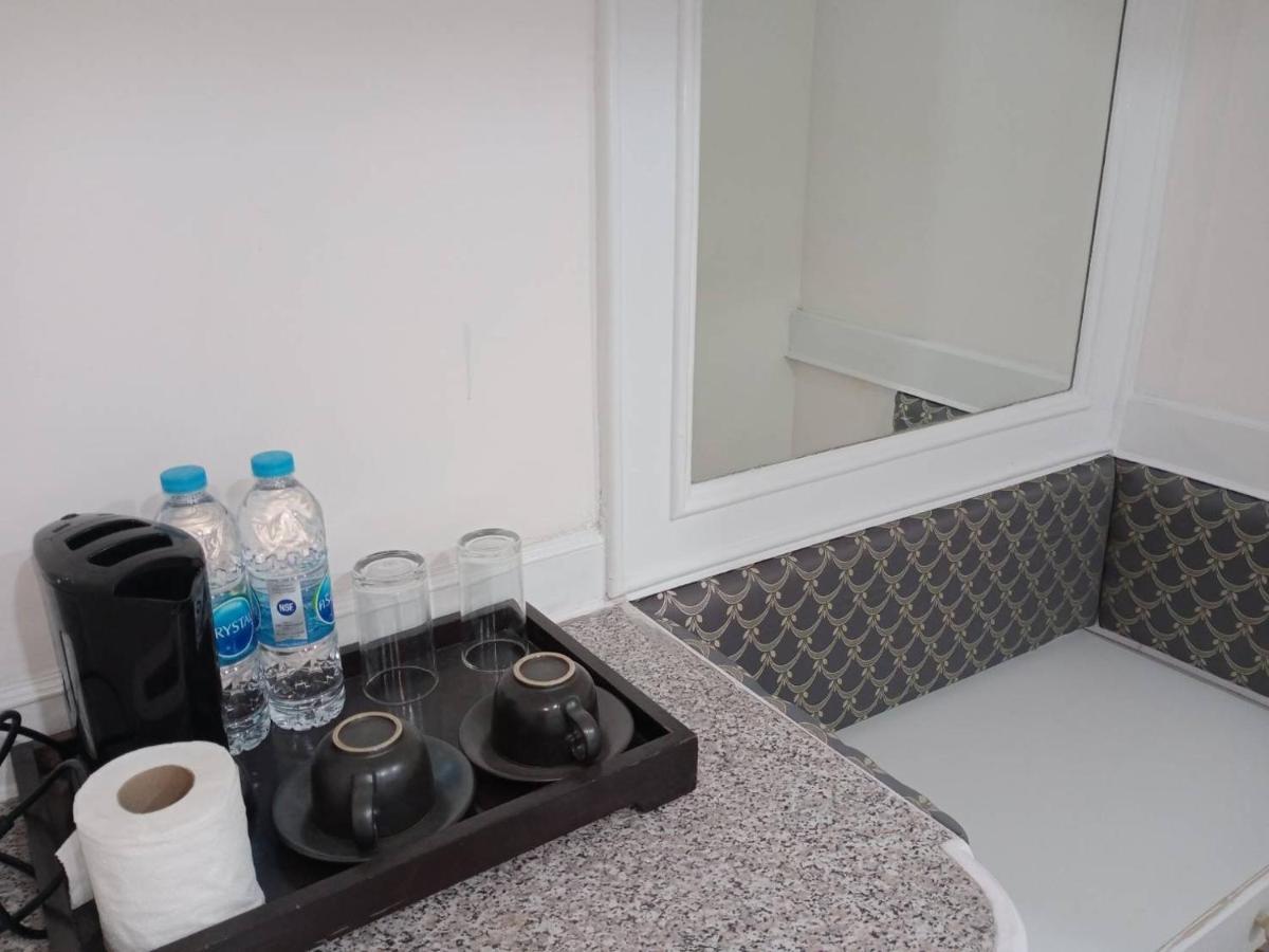 בנגקוק Royal Garden Home Hotel מראה חיצוני תמונה