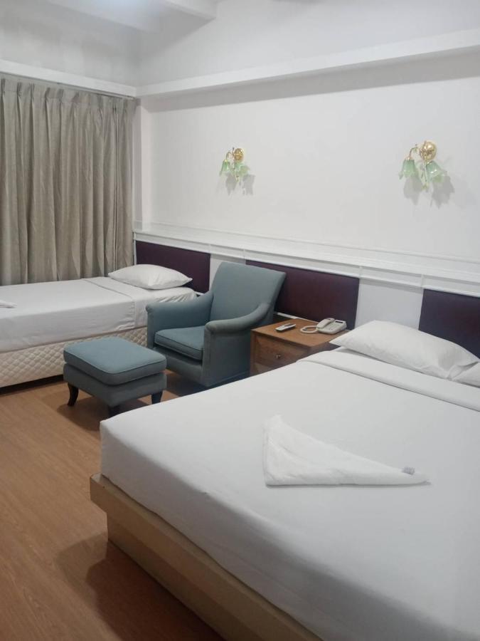 בנגקוק Royal Garden Home Hotel מראה חיצוני תמונה