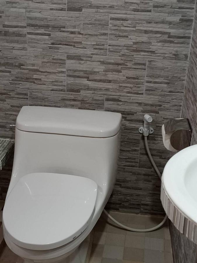 בנגקוק Royal Garden Home Hotel מראה חיצוני תמונה