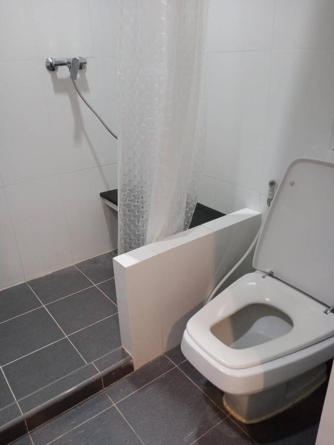 בנגקוק Royal Garden Home Hotel מראה חיצוני תמונה