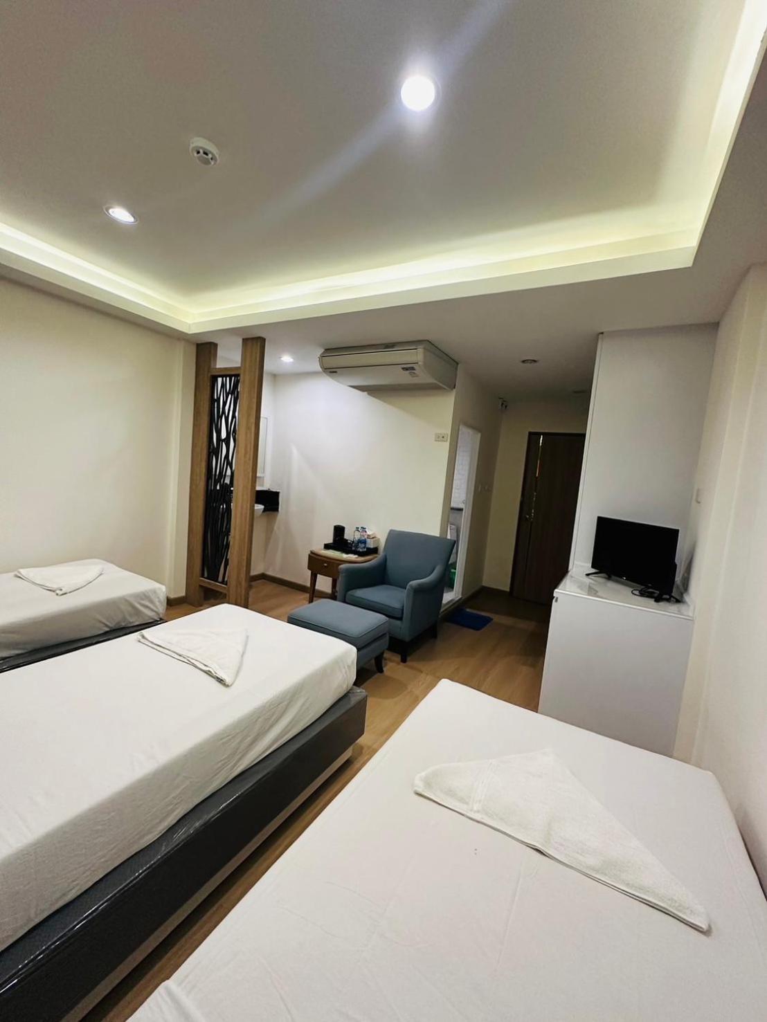 בנגקוק Royal Garden Home Hotel מראה חיצוני תמונה