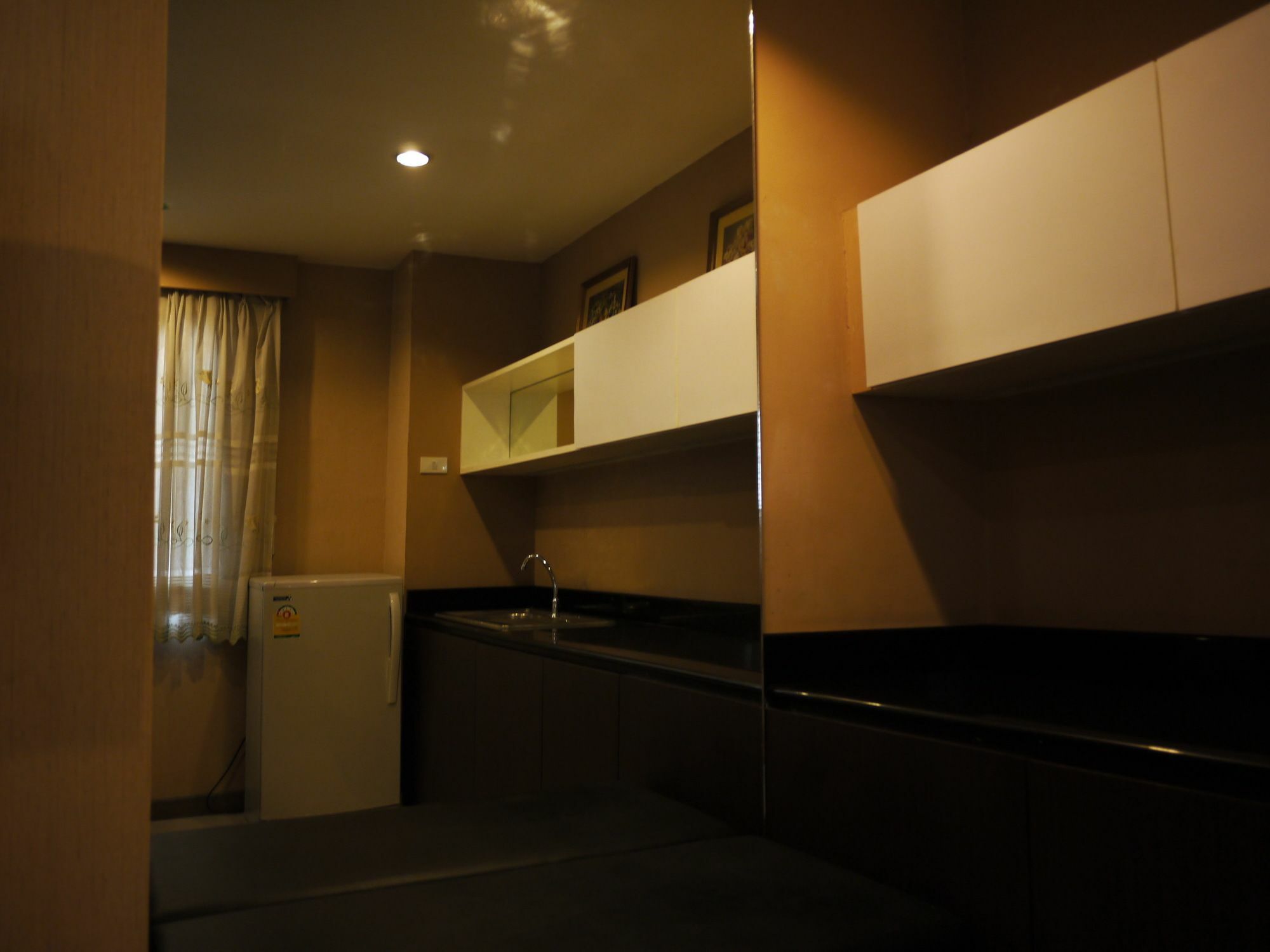 בנגקוק Royal Garden Home Hotel מראה חיצוני תמונה